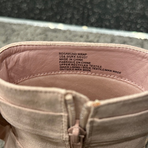 NWOT JustFab pink suede booties| size 6.5 - Picture 6 of 6